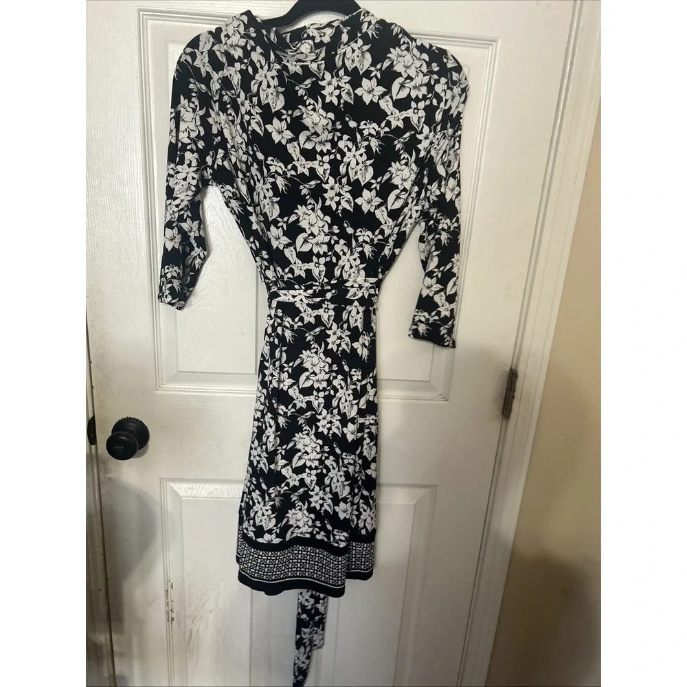 LIZ CLAIBORNE Dress White Black 3/4 Sleeve Belted Faux Wrap Sz L Stretchy - Picture 4 of 4